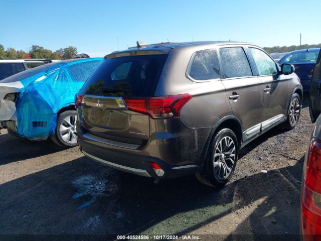JA4AZ3A39JZ013230 Mitsubishi Outlander Se