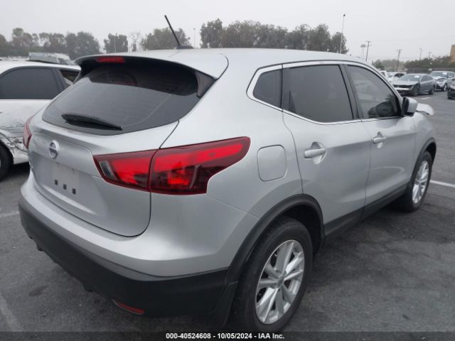 JN1BJ1CP3JW154076 Nissan Rogue Sport S