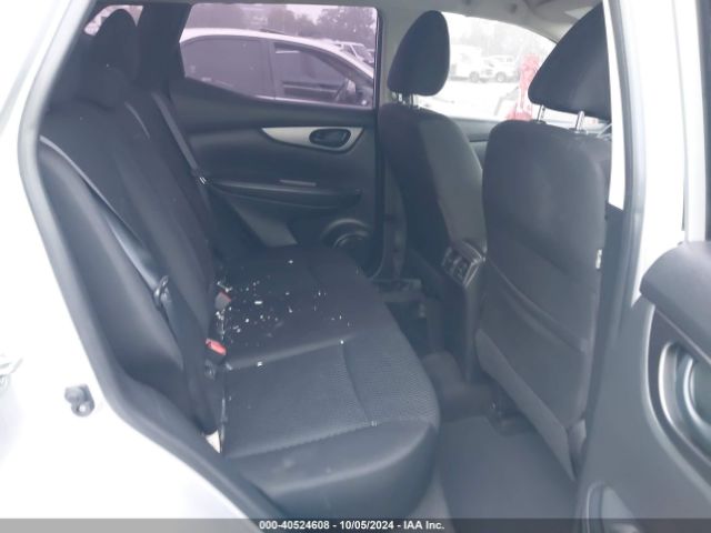 JN1BJ1CP3JW154076 Nissan Rogue Sport S