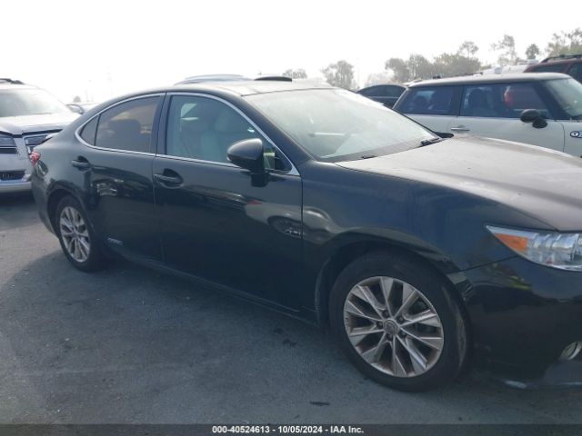 JTHBW1GG1E2053624 Lexus ES 300H