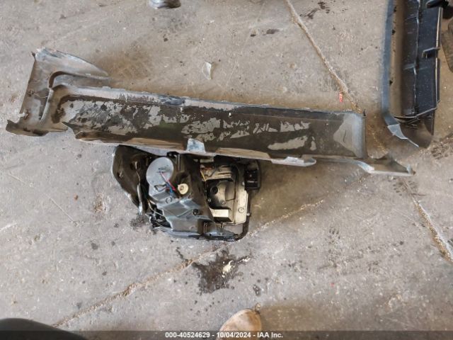 5TFUY5F1XEX396203 Toyota Tundra Sr5 5.7l V8