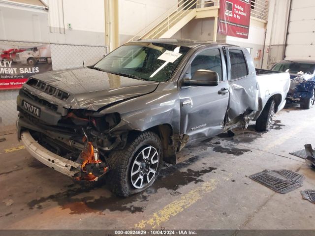 5TFUY5F1XEX396203 Toyota Tundra Sr5 5.7l V8