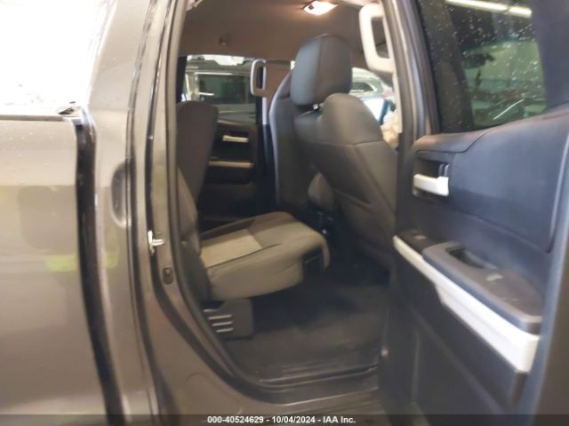 5TFUY5F1XEX396203 Toyota Tundra Sr5 5.7l V8