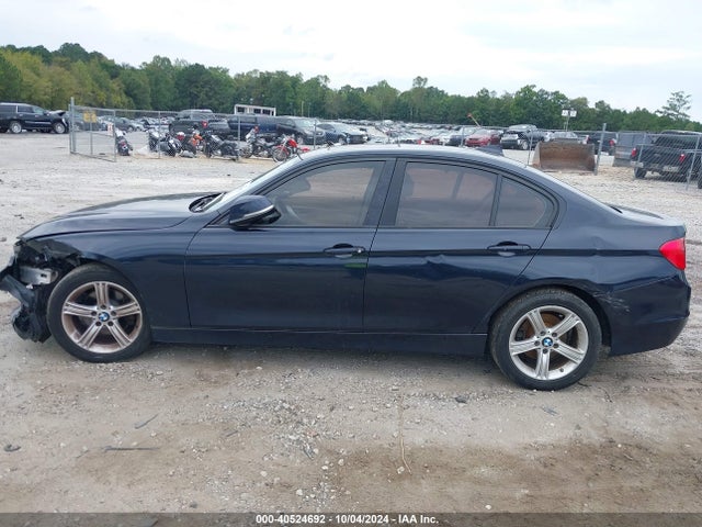WBA3B1C50EK132012 BMW 320i