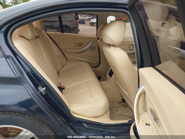 BMW 320i 2014 WBA3B1C50EK132012 Image 8