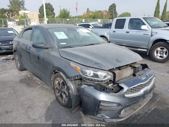 2019 3KPF24AD8KE083328 main image