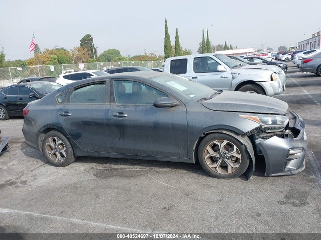 KIA Forte Lxs 2019 3KPF24AD8KE083328 Image 13