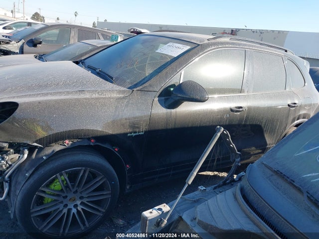 WP1AE2A28HLA74776 Porsche Cayenne E-hybrid S Platinum Edition