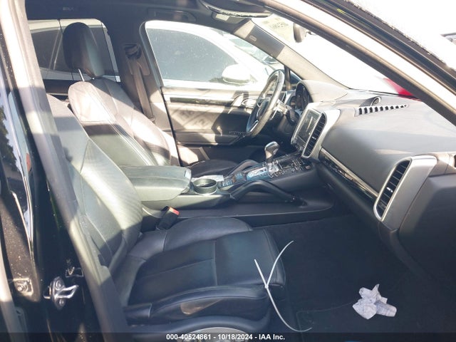 WP1AE2A28HLA74776 Porsche Cayenne E-hybrid S Platinum Edition