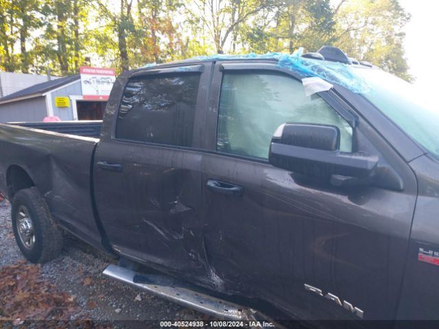 3C6UR5HJ8MG611145 RAM 2500 Tradesman  4x4 8' Box