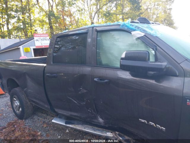 3C6UR5HJ8MG611145 RAM 2500 Tradesman  4x4 8' Box