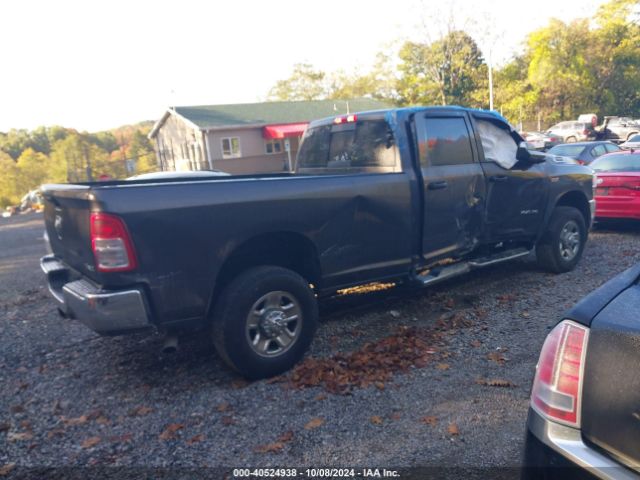 3C6UR5HJ8MG611145 RAM 2500 Tradesman  4x4 8' Box