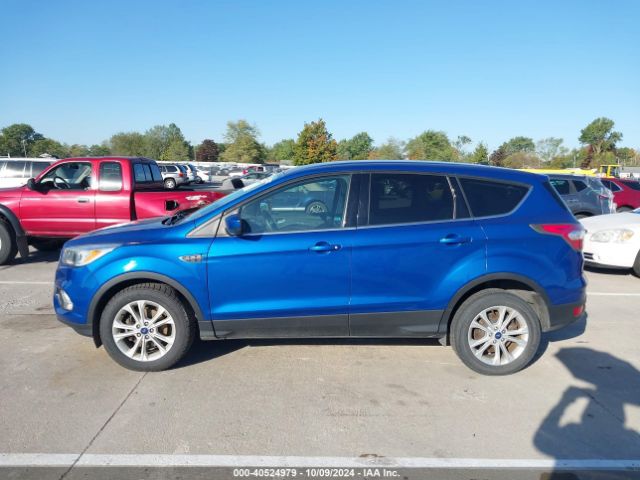 1FMCU0GD9HUA80117 Ford ESCAPE SE