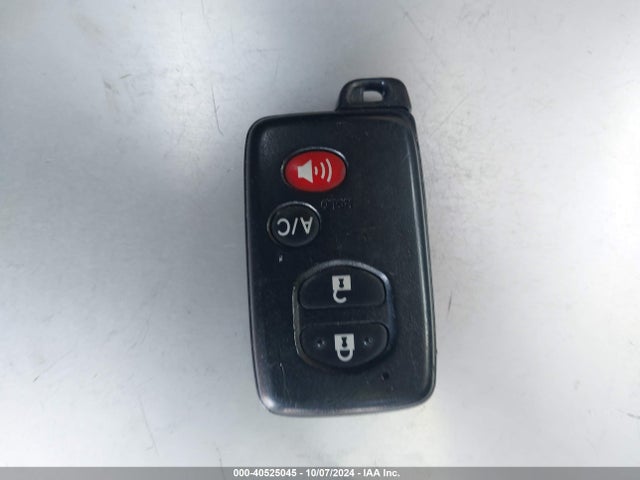 Toyota Prius Three 2015 JTDKN3DU0F0433836 Image 11