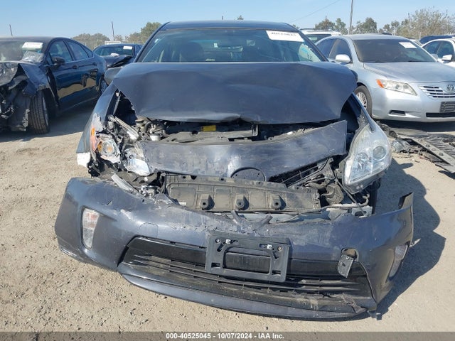 Toyota Prius Three 2015 JTDKN3DU0F0433836 Image 12
