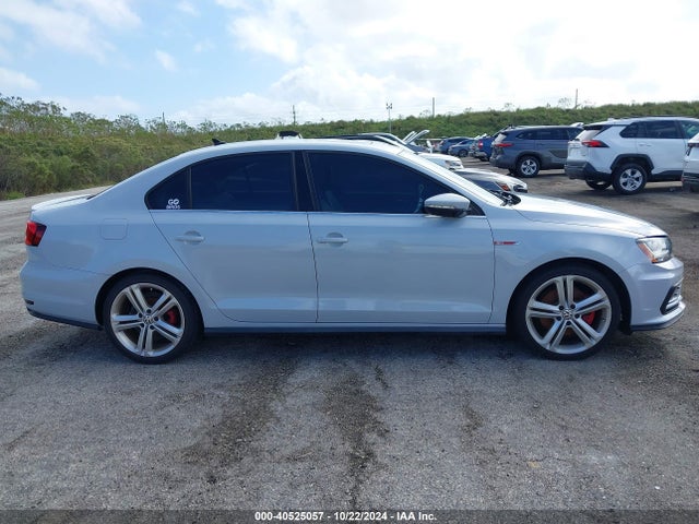 3VW4T7AJ9HM318133 Volkswagen JETTA GLI