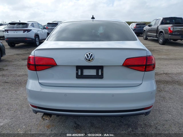3VW4T7AJ9HM318133 Volkswagen JETTA GLI