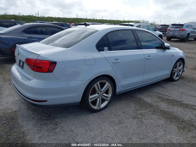 3VW4T7AJ9HM318133 Volkswagen JETTA GLI