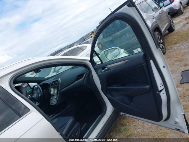5LMCJ1A92FUJ14251 Lincoln MKC