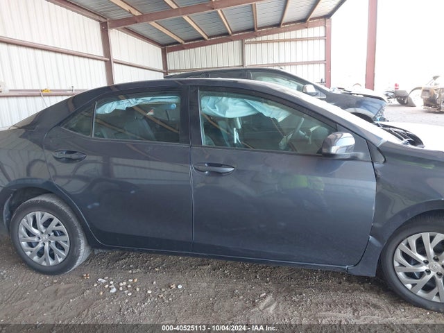 Toyota COROLLA LE 2018 5YFBURHE0JP821060 Image 14