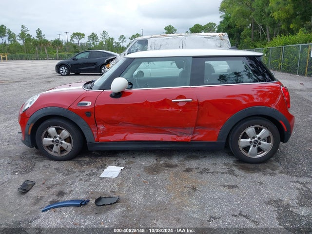 WMWXP5C52J2G63347 Mini Hardtop Cooper/oxford Edition