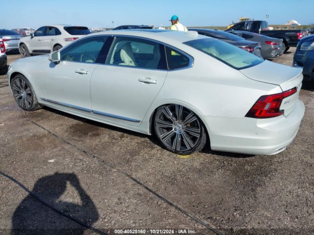 2022 VOLVO S90 LVY062ML2NP263791 Photo 2