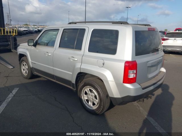 1C4NJPBA0ED545889 Jeep Patriot Sport