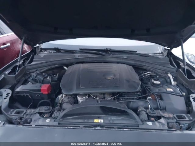 SADCJ2BN9HA096994 Jaguar F-pace 20d Premium