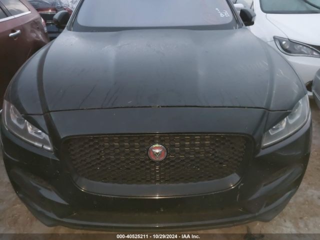 SADCJ2BN9HA096994 Jaguar F-pace 20d Premium