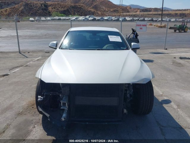 WBA8B9C57HK884458 BMW 330I