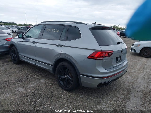 3VVCB7AX7PM034537 Volkswagen Tiguan 2.0t Se R-line Black