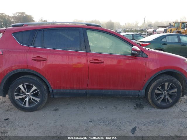 JTMWFREV0HJ141576 Toyota Rav4 Xle