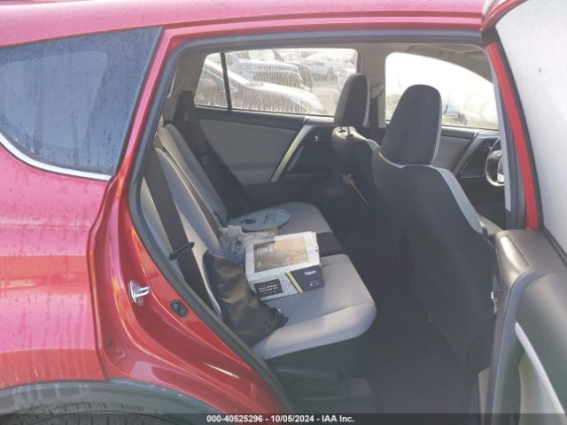 JTMWFREV0HJ141576 Toyota Rav4 Xle