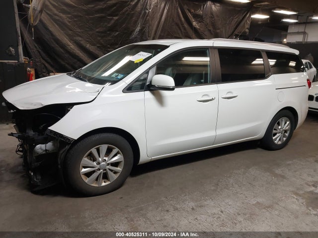 KIA SEDONA LX 2018 KNDMB5C13J6357359 Image 15