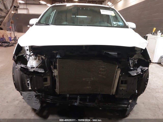KIA SEDONA LX 2018 KNDMB5C13J6357359 Image 6