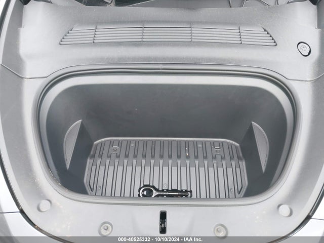 2023 TESLA MODEL Y 7SAYGDEE9PF663902 Photo 9