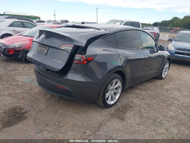 2023 TESLA MODEL Y 7SAYGDEE9PF663902 Photo 3