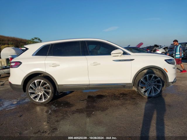 2LMPJ8KP5MBL13845 Lincoln Nautilus Reserve