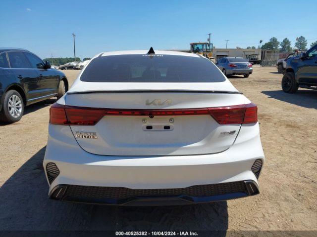 3KPF54AD4PE640783 KIA Forte Gt-line