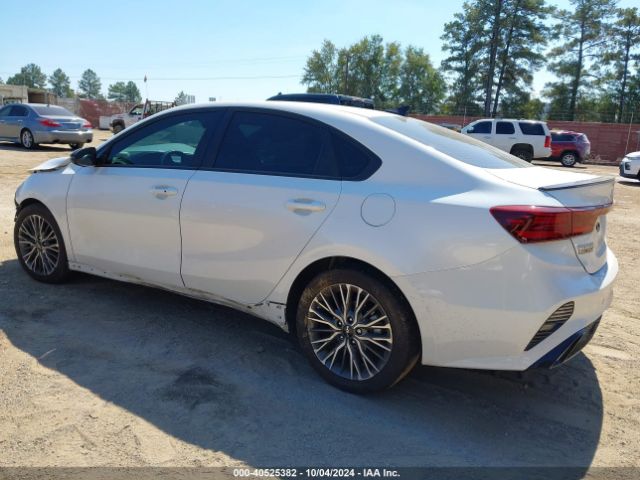 3KPF54AD4PE640783 KIA Forte Gt-line
