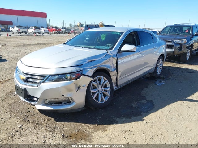 Chevrolet IMPALA 1LT 2018 1G1105S30JU110901 Image 2