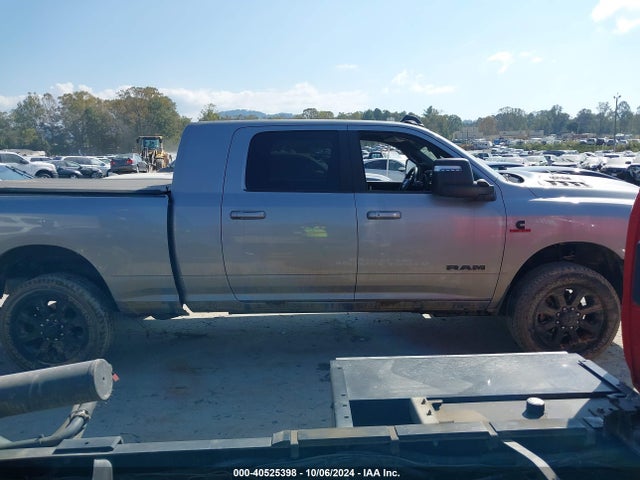 3C6UR5NL2PG616805 RAM 2500 Laramie  4x4 6'4 Box