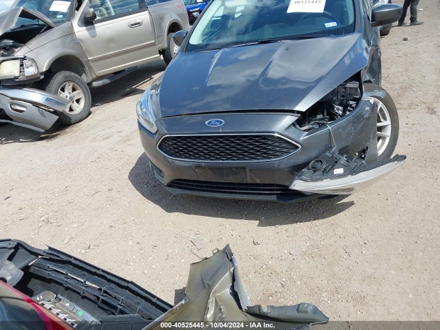Ford FOCUS SE 2018 1FADP3F21JL268214 Image 12