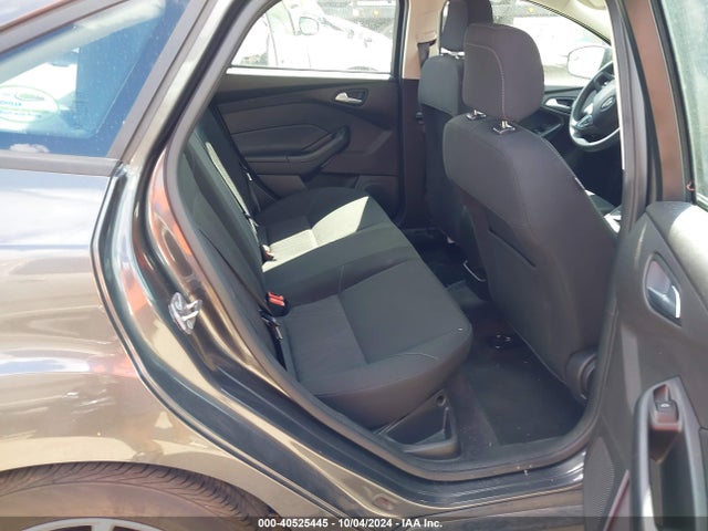 Ford FOCUS SE 2018 1FADP3F21JL268214 Image 8