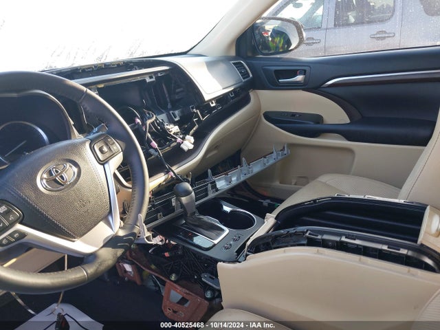 5TDYKRFH0GS175130 Toyota Highlander Limited V6