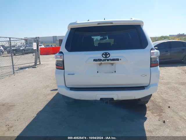 Toyota 4runner Sr5 Premium 2017 JTEZU5JR7H5150929 Image 16
