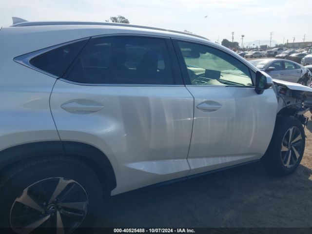 JTJGARBZ7L2158272 Lexus NX 300