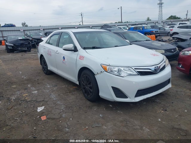 Toyota CAMRY LE 2014 4T4BF1FK9ER342456 Image 1
