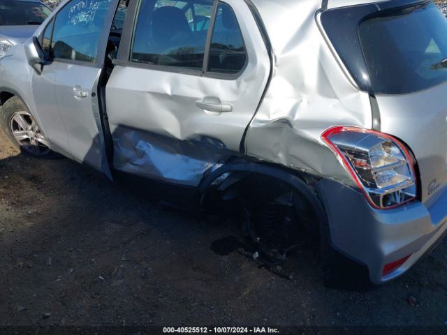 KL7CJKSBXJB710398 Chevrolet TRAX LS