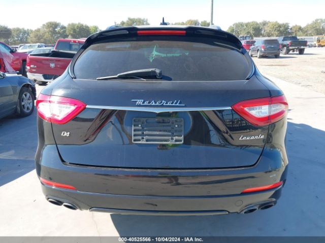 ZN661XUS2JX302411 Maserati Levante Gransport